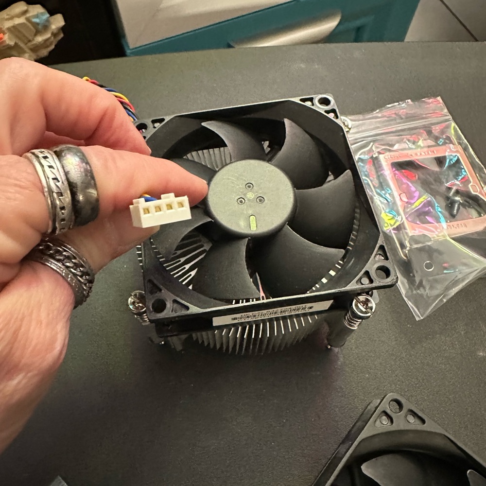 Computer Fans - Picture 5 of 11
